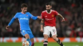 Barcelona menunjukkan karakter juara saat bertandang ke markas Galatasaray. Meski sempat tertinggal lebih dulu, tim asuhan Hansi Flick mampu membalikkan keadaan dengan meyakinkan. (DOK-FOTO)