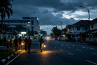 Pagi hari yang seharusnya menjadi awal aktivitas justru berubah menjadi kekacauan bagi warga Batam. Pemadaman listrik massal yang melanda kota Batam. (Dok-Foto Ilustrasi)