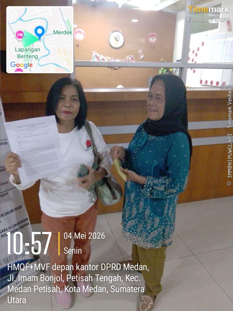 Nuning Perwakilan Warga memasukkan surat Ke Bagian Umum DPRD Medan minta Ketua DPRD Medan di periksa Badan Kehormatan DPRD Medan (Dok-Foto)