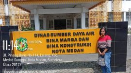 Nuning Warga Terdampak City View saat di Kantor Dinas SDABMBK Kota Medan (Dok-Foto)