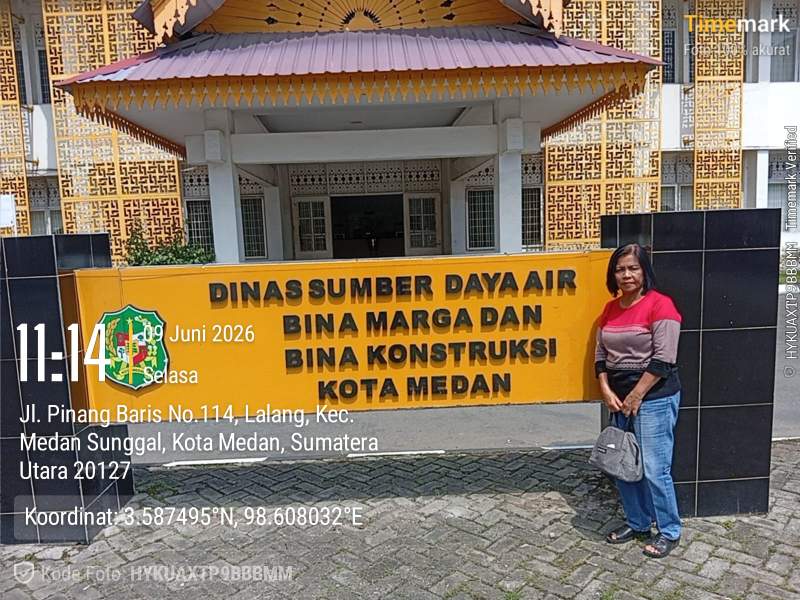 Nuning Warga Terdampak City View saat di Kantor Dinas SDABMBK Kota Medan (Dok-Foto)