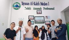 DPP SATU BETOR Menyerahkan Jum'at Barokah Ke Panti Asuhan AL-KAHFI (Dok-Foto)