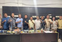 Sejumlah pimpinan Serikat Pekerja (SP) dan Serikat Buruh (SB) di Sumatera Utara menggelar rapat awal pembentukan Koalisi Besar Serikat Pekerja dan Serikat Buruh Sumatera Utara di Kantor DPD K-SPSI Sumut (Dok-Foto)