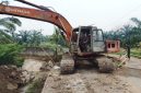 Pelanggaran K3 di Proyek Jembatan Dinas SDA BMBK Deli Serdang Kontraktor Abaikan Keselamatan Pekerja Demi Keuntungan (Dok-Foto)