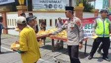 Polsek Medan Baru Konsisten Jalankan Program Jumat Berkah, Wujud Kepedulian Polri kepada Masyarakat (Dok-Foto)