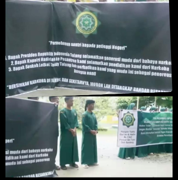 Santri Tahfiz Alquran dan Hadits Al Faiz saat demo (Dok-photo)