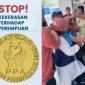 Tindakan represif satpam BRI kepada pendemo perempuan (Dok-Foto)