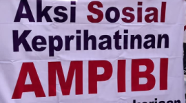 Aksi Sosial Ketenagakerjaan dan Masyarakat oleh Aliansi Masyarakat Peduli Buruh Indonesia (AMPIBI) (Dok-Foto)