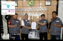 Aliansi Masyarakat Peduli Buruh Indonesia (AMPIBI) masukkan surat demo ke Bapenda Kota Medan (Dok-Foto)