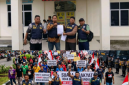 Aliansi Masyarakat Peduli Buruh Indonesia (AMPIBI) saat masukkan surat Aksi Demo ke Polda Sumatera Utara (Dok-Foto)