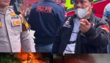 Jusuf Ginting Anggota DPRD Medan Sidak Pabrik Mainan Terbakar Di Medan Johor (Dok-Foto)