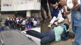 Demo Copot Kepsek SMA 1 Medan Di Kantor Disdik Sumut Berujung Ricuh, Pendemo Perempuan Tak Sadarkan Diri (Dok-Foto)