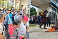 DPN Dan AMTOL MBG SPPG Sunggal 2 Geruduk KPPG Kota Medan Minta Copot Donal Simanjuntak Di Nilai Gagal (Dok-Foto)
