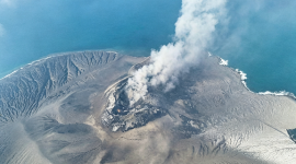 Hingga saat ini, status Gunung Anak Krakatau tetap berada pada tingkat Siaga. (Dok-Foto)
