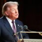 Donald Trump mengeluarkan peringatan keras mengenai kebijakannya terhadap Iran, saat berbicara di hadapan para pendukungnya di Wasilla, (Dok-Foto)