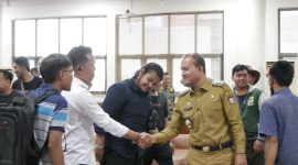Walikota Tanjungbalai Mahyaruddin Salim:
Aspirasinya langsung dengan Pemerintah Kota Tanjungbalai. (Dok-Foto)