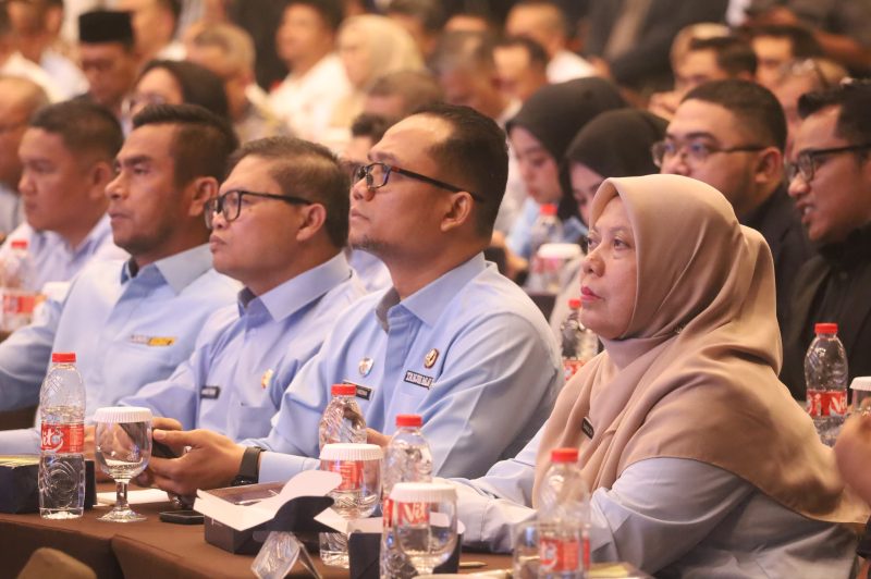 Forum strategis yang berlangsung selama dua hari ini mengusung tema “Akselerasi Pertumbuhan Berkualitas melalui Peningkatan Produktivitas, Investasi, dan Industrialisasi Berbasis Potensi Daerah” sebagai komitmen pemerintah. (Dok-Foto)