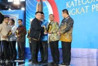 Kota Tanjungbalai berhasil meraih Juara 2 terbaik, kategori Pemerintah Daerah yang berhasil dalam penurunan tingkat pengangguran. (Dok-Foto) 