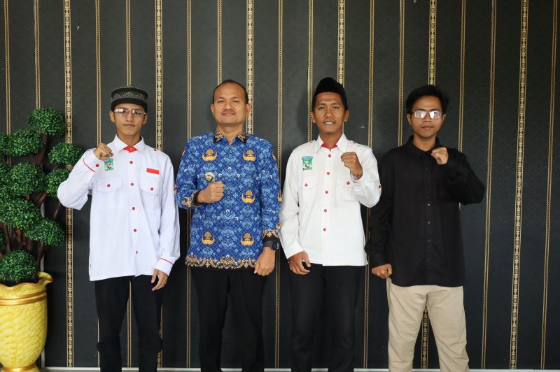 Wali Kota Tanjungbalai Mahyaruddin Salim menerima audiensi Pengurus Daerah (PD) Kesatuan Aksi Mahasiswa Muslim Indonesia (KAMMI) Tanjungbalai, Senin 27-4-2026. (Dok-Foto) 