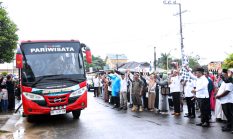Bupati Tapteng Berangkatkan 55 Jamaah Calon Haji/Hajjah Tapteng