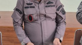 Kejaksaan Negeri (Kejari) Tanjungbalai merayakan HUT Persatuan Jaksa Indonesia (PERSAJA) ke 75 tahun 2026, kegiatan ini diawali dengan melaksanakan upacara yang kemudian dilanjutkan dengan acara potong tumpeng sebagai rasa syukur oleh Kepala Kejaksaan Negeri (Kajari) Tanjungbalai Bobon Robiana. (Dok-Foto)
