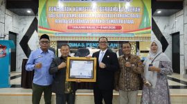 Berhasil Revitalisasi Bahasa Melayu Dialek Daerah, Pemko Tanjungbalai Raih Piagam Penghargaan Dari BBPSU. (Dok-Foto)