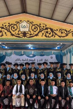 Wakil Wali Kota Tanjungbalai Apresiasi Peran Pesantren Dalam Mencetak Generasi Berakhlak Mulia Pada Acara Wisuda Santri/Santriwati Pesantren Modern Nurul Hakim