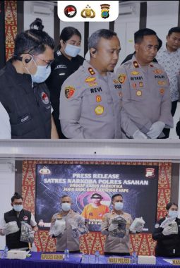 Satres Narkoba Polres Asahan Gagalkan Peredaran 10 Kg Sabu dan 1.500 Vape Diduga Mengandung Etomidate