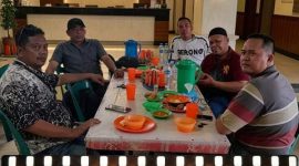 Para Aktifis yang tergabung dalam Aliansi Masyarakat Peduli Buruh Indonesia (AMPIBi) akan menggelar Nobar Pesta Babi di Medan (Dok-Foto)