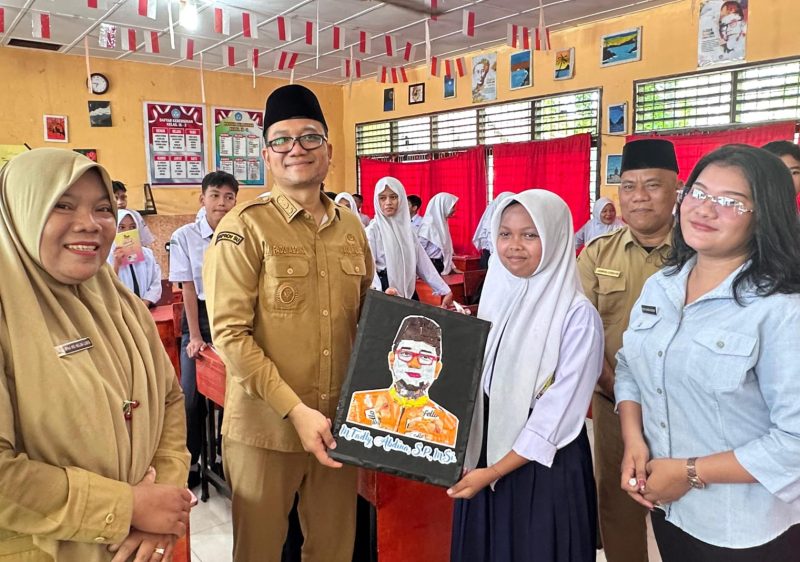 Hadiri Pelatihan Fardhu Kifayah SMPN 2, Plh Wali Kota Tanjungbalai Berpesan Jadikan Tugas Mulia Sebagai Regenerasi Pengurusan Jenazah. (Dok-Foto)
