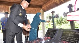 Pemerintah Kabupaten (Pemkab) Tapanuli Tengah (Tapteng) pada Rabu 20 Mei 2026, melaksanakan Upacara Ziarah Makam Pahlawan (Dok-Poto)