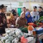 Plh Wali Kota Tanjungbalai Monitoring Sidak Pasar Tradisional, Pastikan Pasokan dan Harga Pangan Jelang Idul Adha 1447 H, Aman. (Dok-Foto)