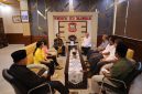 Plh Wali Kota Muhammad Fadly Abdina Terima Audiensi Panitia Hari Raya Waisak di Kota Tanjungbalai. (Dok-Foto)