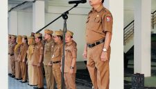 Memasuki Masa Purna Tugas, Asisten Administrasi dan Umum Setdako Tanjungbalai Pimpin Apel.  (Dok-Foto)