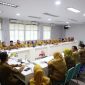 Rakor Bersama Camat dan Lurah Bahas Pengelolaan Perpustakaan Kelurahan Wujudkan Gerakan Gemar Membaca dan Penguatan Literasi di Kota Tanjungbalai.  (Dok-Foto)