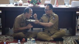 Pemko Tanjungbalai Gelar Perpisahan Kepada Asisten Administrasi dan Umum, Plh Wali Kota Muhammad Fadly Sampaikan Terimakasih Atas Pengabdiannya.  (Dok-Foto)