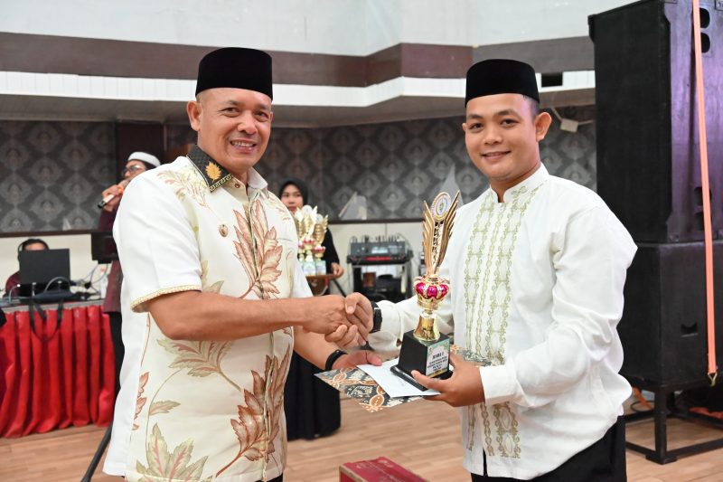 Wakil Bupati Tapanuli Tengah, Mahmud Efendi di Gedung Olahraga (GOR) Pandan pada Senin 25 Mei 2026. Setelah melalui kompetisi yang ketat antar 17 kecamatan (Dok-Poto)