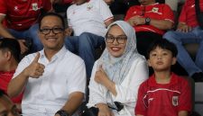 Usai Menonton Pertandingan Perdana Timnas U-19 Indonesia Kalahkan Myanmar 3-0, Plh. Wali Kota Tanjungbalai Berharap Timnas Bisa Raih Juara AFF U-19 2026. (Dok-Foto)