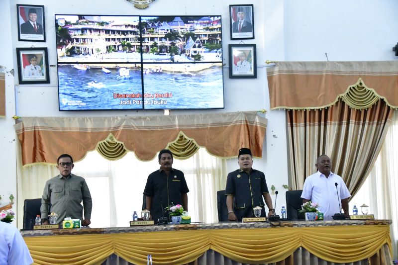 Bupati Tapanuli Tengah, Masinton Pasaribu, SH, MH, pada Selasa, 2 Juni 2026, menghadiri Rapat Paripurna Dewan Perwakilan Rakyat Daerah (DPRD) Kabupaten Tapanuli Tengah (Tapteng)(Dok-Poto)