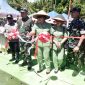 Peresmian jembatan tersebut dilakukan langsung oleh Kepala Staf Angkatan Darat (KASAD) Jenderal TNI Maruli Simanjuntak bersama Bupati Tapanuli Tengah Masinton Pasaribu, S.H., M.H., disaksikan Wakil Bupati Tapanuli Tengah Mahmud Efendi Lubis (Dok-Poto)