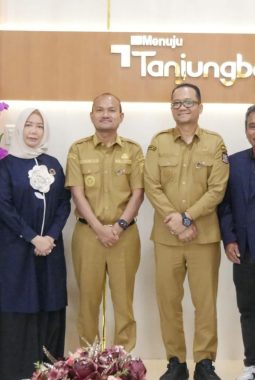 Wali Kota dan Wakil Wali Kota Tanjungbalai Terima Audiensi PB IKA UMA.