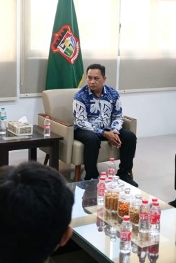 Wali Kota Mahyaruddin Salim Siap Dukung Pengembangan Olahraga Futsal di Kota Tanjungalai.