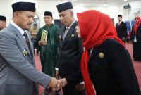 Wali Kota Tanjungbalai Lantik 16 Pejabat, Tegaskan Fokus Peningkatan Kinerja, Inovasi, Kolaborasi, Disiplin dan Siap Menjadi Duta Daerah Mewujudkan Tanjungbalai EMAS. (Dok-Foto)