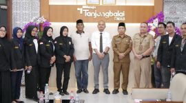 Terima Audiensi IPHR, Wali Kota Mahyaruddin: Pemko Tanjungbalai Menerima Dengan Baik Hadirnya IPHR dan Siap Mendukung Rencana Pelantikan Yang Akan Digelar. (Dok-Foto)