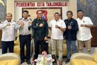 Pemko Tanjungbalai Terima Bantuan 25 Lampu PJU Tenaga Surya Dari Kemenhub RI. (Dok-Foto)