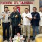 Pemko Tanjungbalai Terima Bantuan 25 Lampu PJU Tenaga Surya Dari Kemenhub RI. (Dok-Foto)