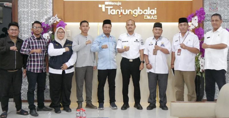 Terima Audiensi LASQI, Wali Kota Mahyaruddin Salim Ajak Pengurus Bersinergi Majukan Seni Qasidah di Tanjungbalai. (Dok-Foto)
