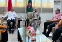 Terima Audiensi UPT Samsat Tanjungbalai, Wali Kota Mahyaruddin Minta ASN Jadi Contoh Patuh Bayar Pajak Kendaraan.(Dok-Foto)