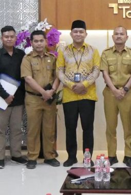 Terima Tim Kemenkomdigi, Wali Kota Mahyaruddin Salim: Pemko Tanjungbalai Dukung Literasi Digital 2026.