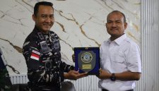 Wali Kota Tanjungbalai Terima Kunjungan dan Silaturahmi Dan Lanal TBA Letkol Laut (P) Sigit Ryanto.(Dok-Foto)
